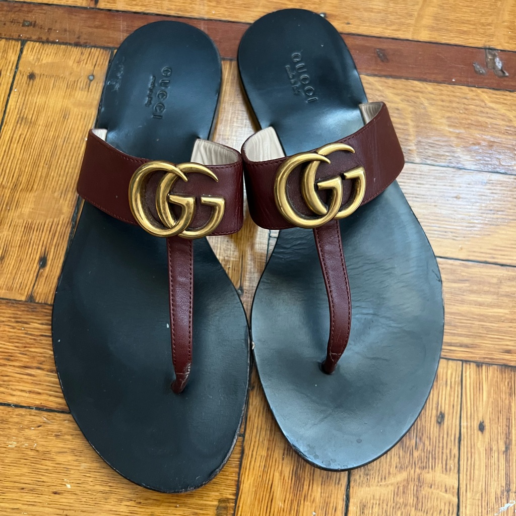 Gucci Burgundy Gg Sandals Size 36.5 - Worn Twice